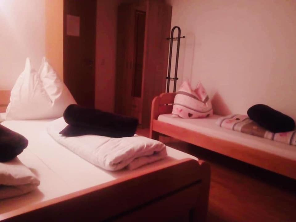 Omladinski Hotel Rostovo Bugojno Exteriör bild