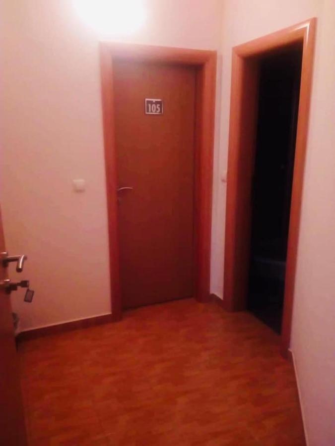 Omladinski Hotel Rostovo Bugojno Exteriör bild