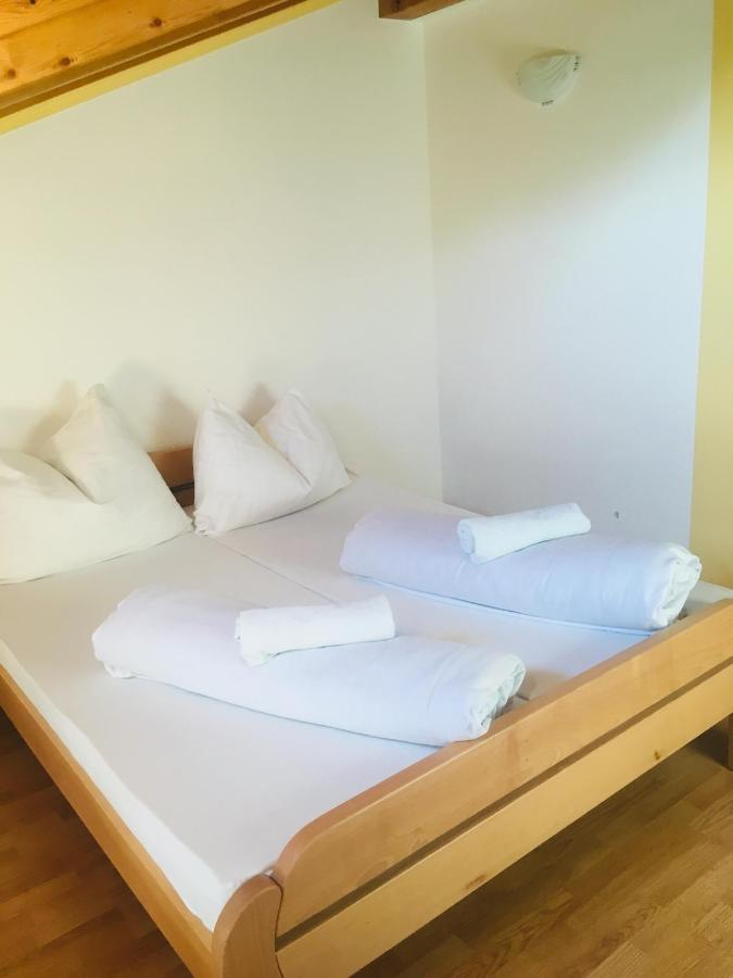 Omladinski Hotel Rostovo Bugojno Exteriör bild